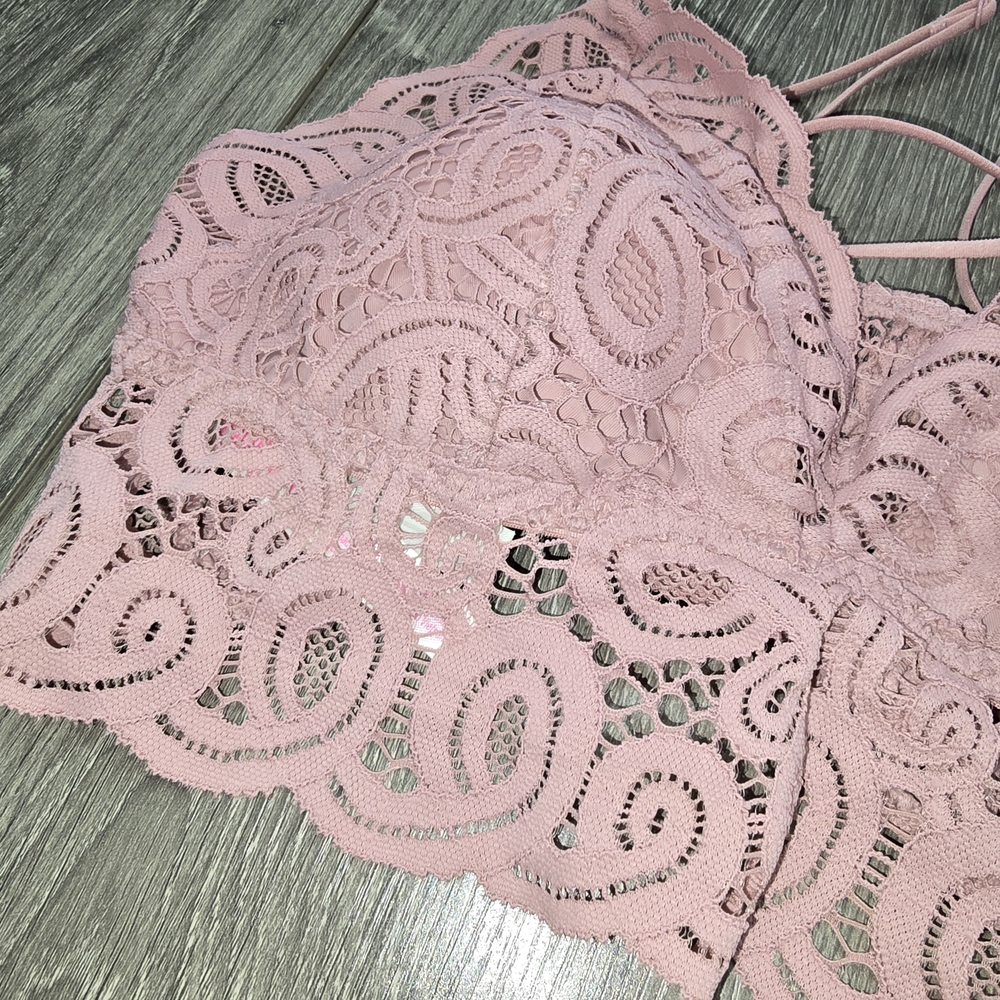 PINK by Victoria's Secret Crochet Lace Bralette size large - Picture 2 of 8